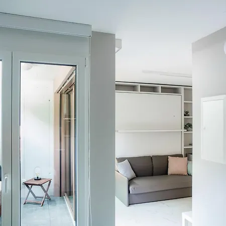 Grey Studio 9 - Locarno Centro ロカルノ